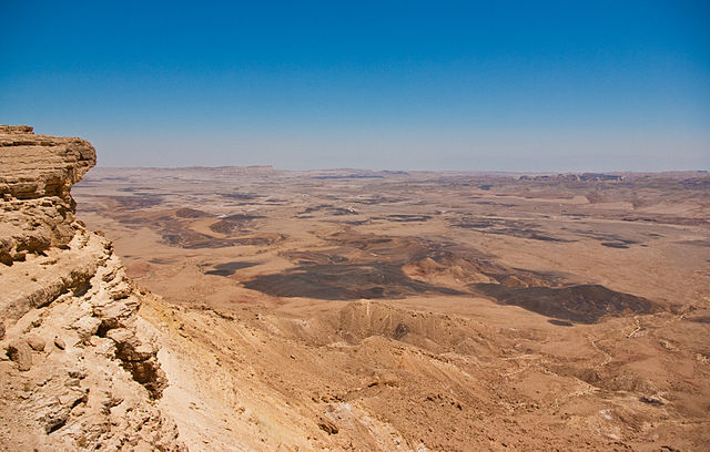 Makhtesh Ramon – Primeval Landscape and Geological Wonderland