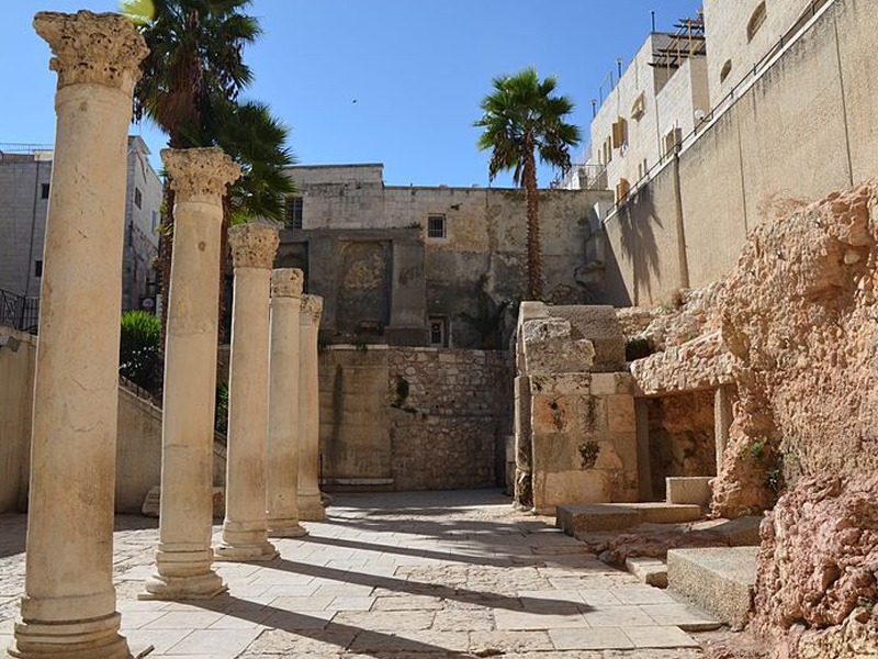 The Cardo - The Ancient Heart of Jerusalem