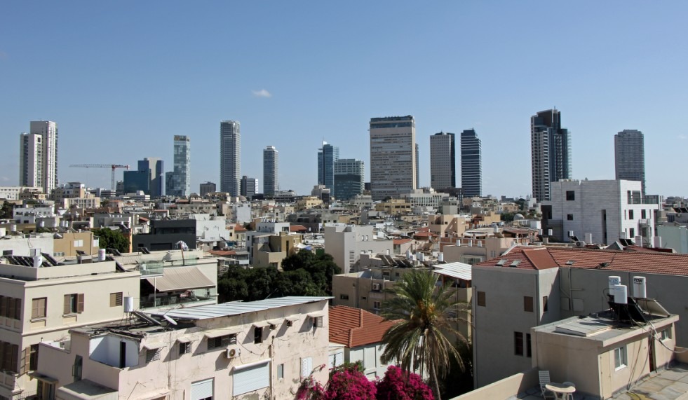 A Walk in the Historic Neighborhoods of Little Tel Aviv