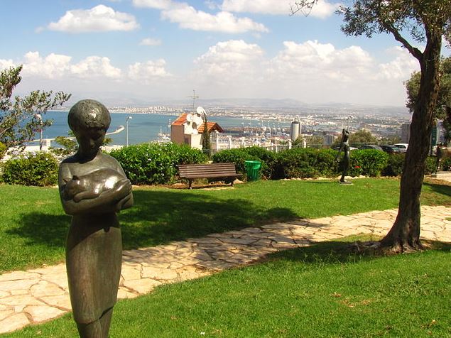sculptures garden haifa